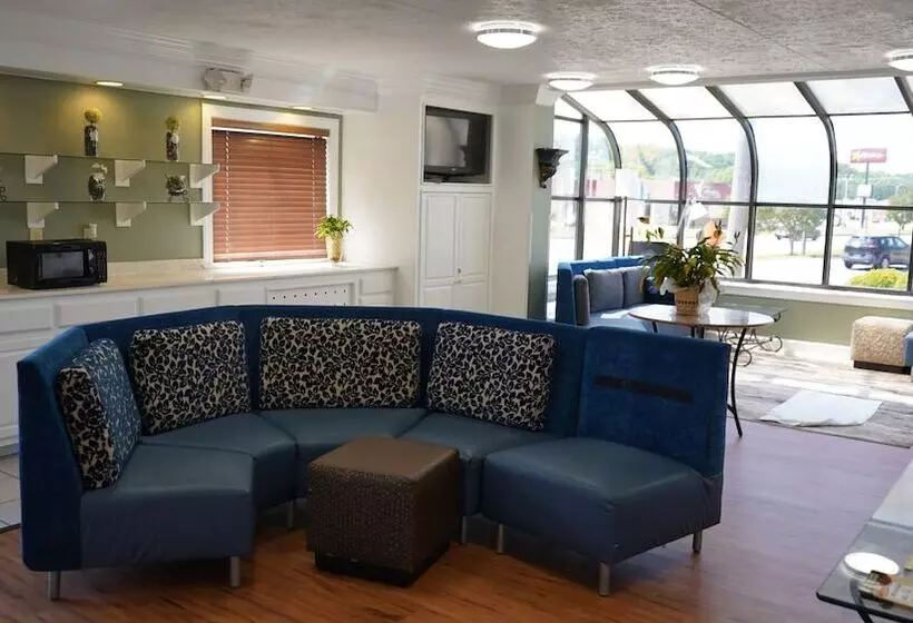 モーテル Astoria Hotel West