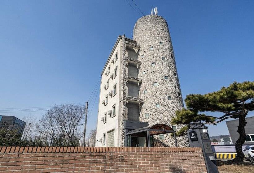 Motel Pine Cheonan