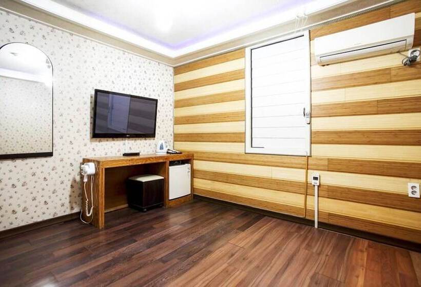 Motell Daecheon Sintanjn Green