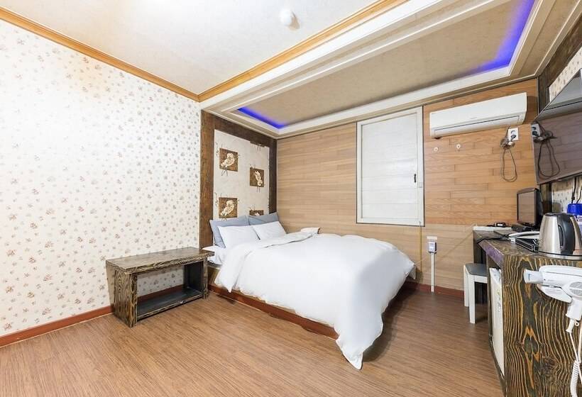 Motell Daecheon Sintanjn Green