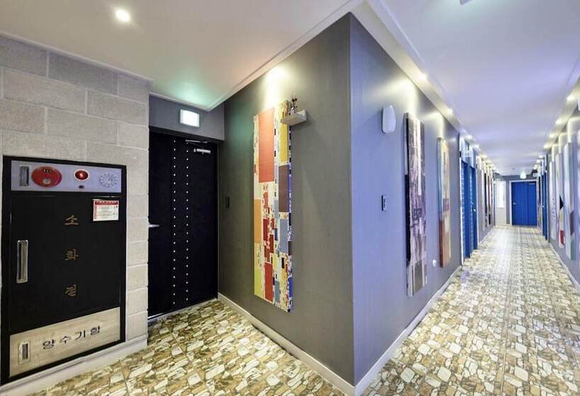 Motel Gyeongju The Ace