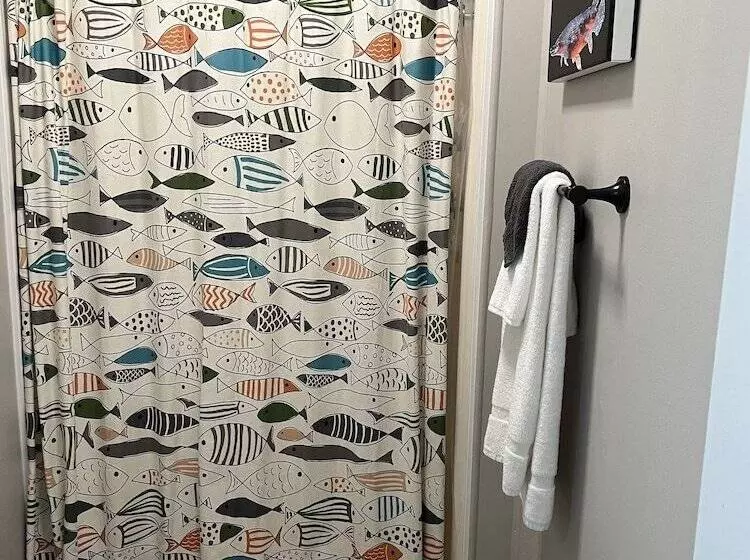 モーテル Reel Inn And Lodge