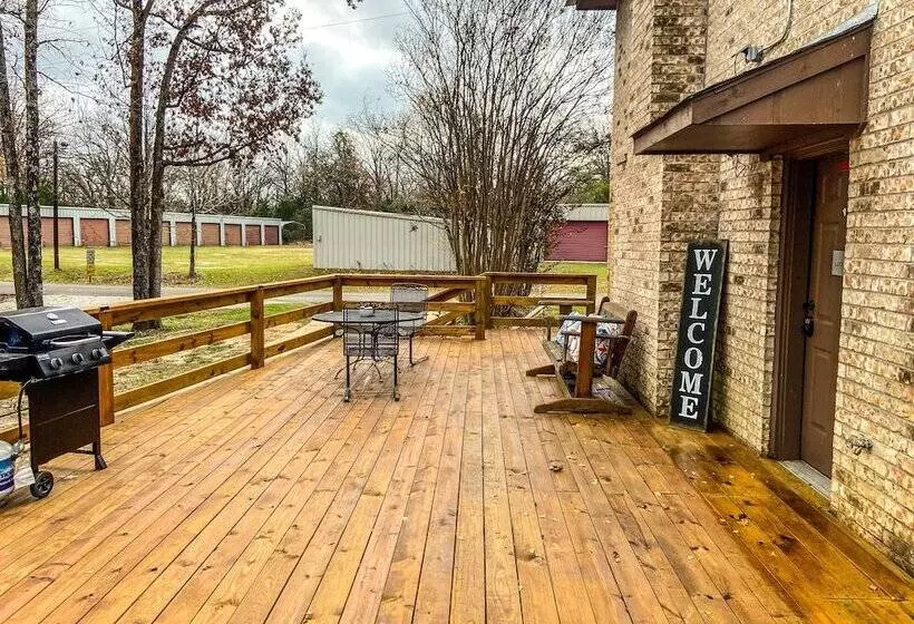 モーテル Reel Inn And Lodge