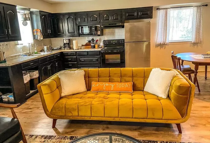 モーテル Reel Inn And Lodge