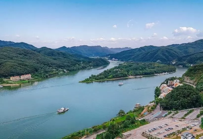 Majatalo Gapyeong Ciere Poolvilla