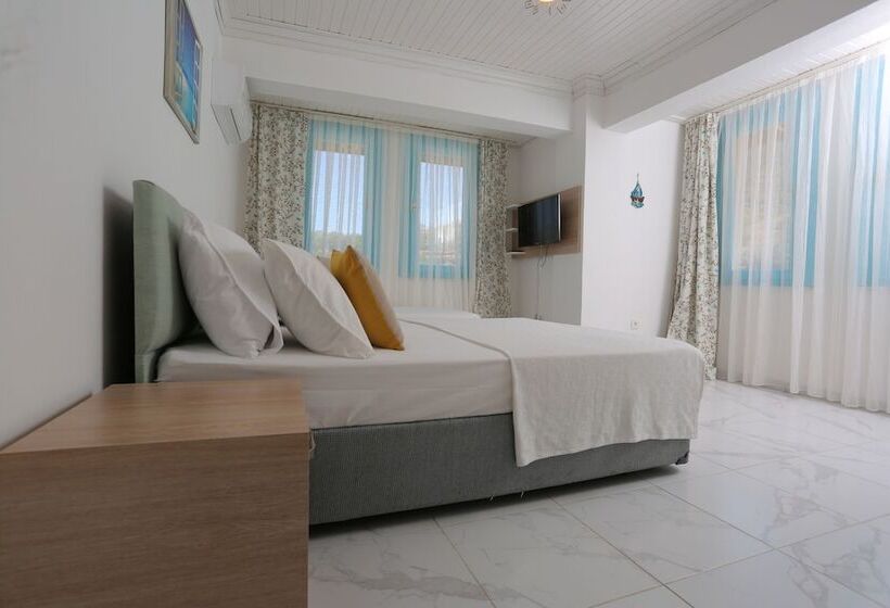 פנסיון Mavi Melek