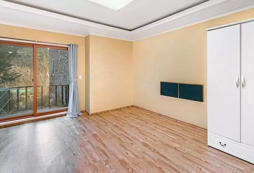 Pocheon Sehrounkkum Pension
