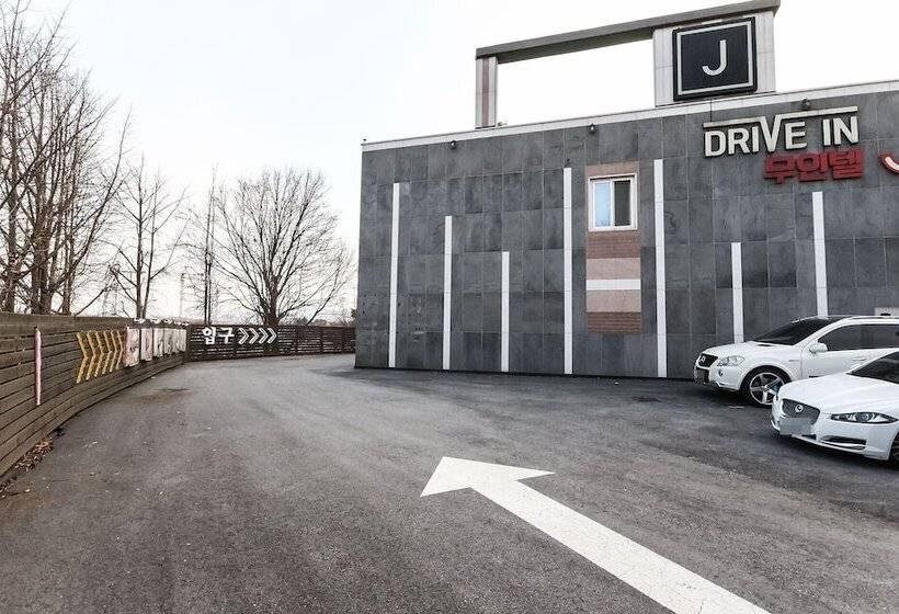 Wanju J Self Check In Motel