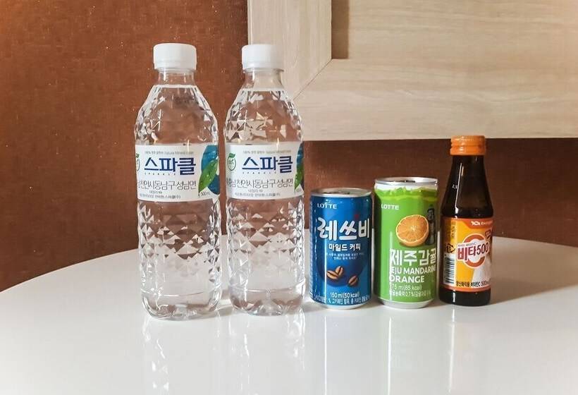 Wanju J Self Check In Motel