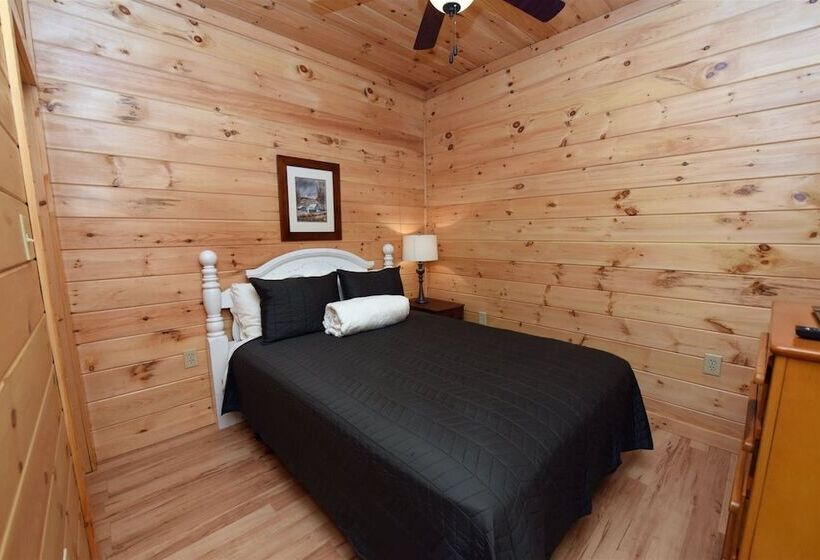 Whispering Creek Lodge Blue Ridge