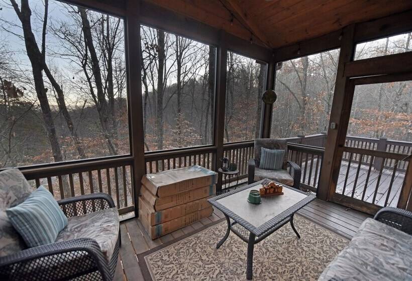 Whispering Creek Lodge Blue Ridge