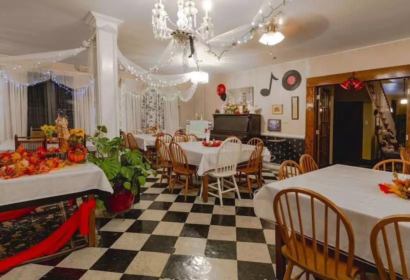 Aamiaismajoitus (B&B) Armour S Hotel & Spa