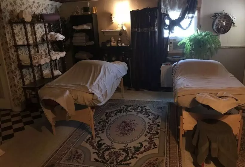 Aamiaismajoitus (B&B) Armour S Hotel & Spa