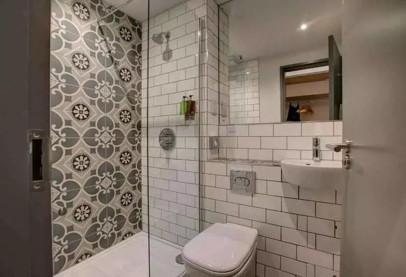 ベッドアンドブレックファースト The Temple Inn