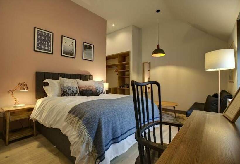 مبيت وإفطار The Temple Inn