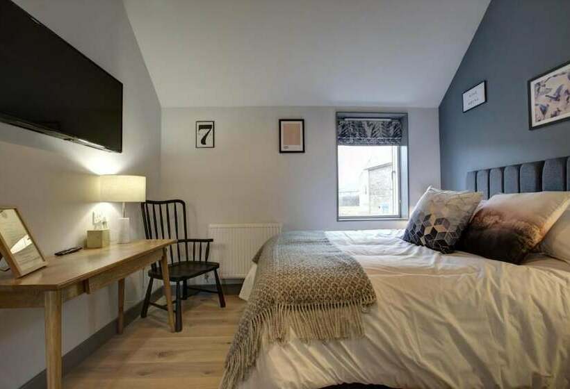 مبيت وإفطار The Temple Inn