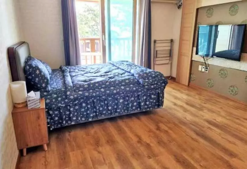 Boryeong Beach House Pension