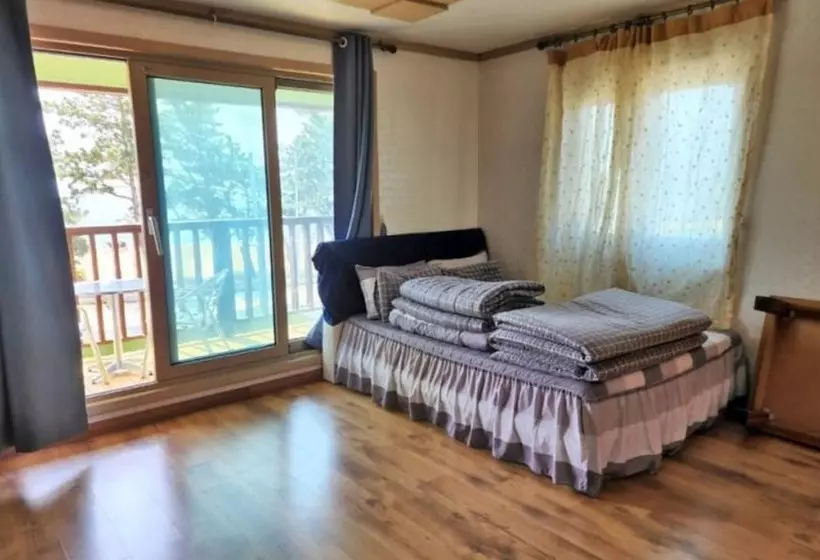 Boryeong Beach House Pension