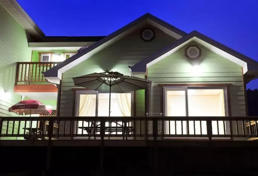Boryeong Beach House Pension