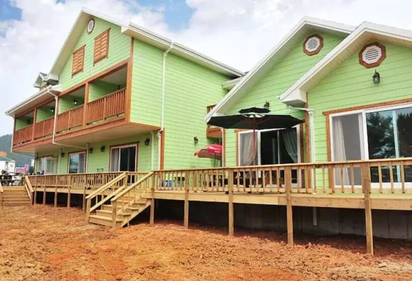 Boryeong Beach House Pension