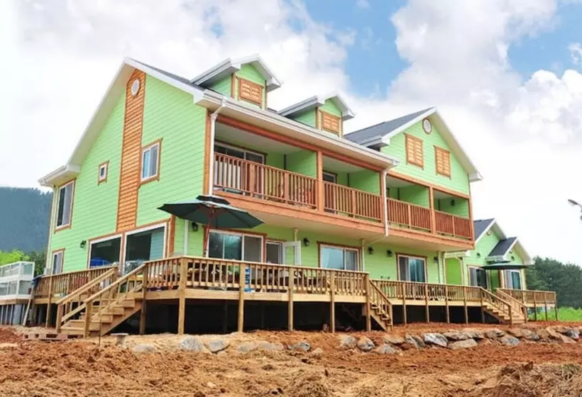 Boryeong Beach House Pension