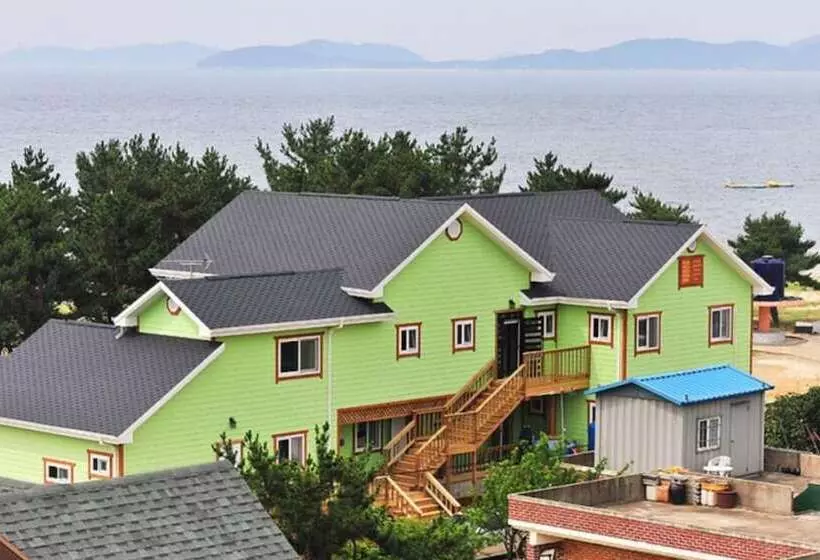 Boryeong Beach House Pension