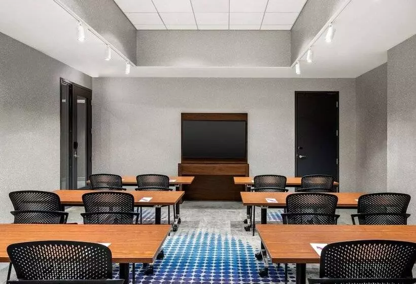 Hotelli Aloft Chicago Schaumburg