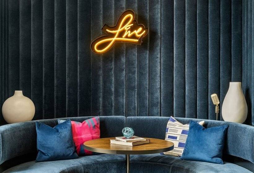 ホテル Aloft Chicago Schaumburg