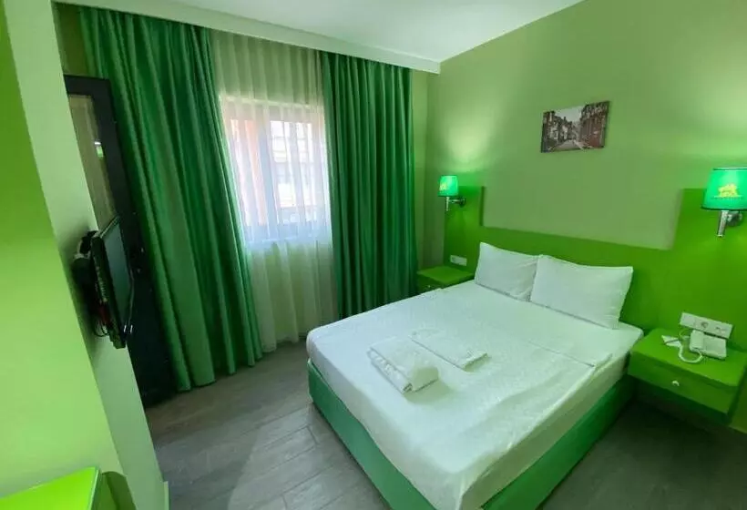 ホテル Avlion Boutique