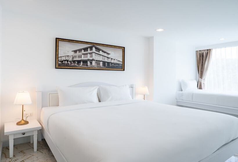 فندق B2 Phuket Premier