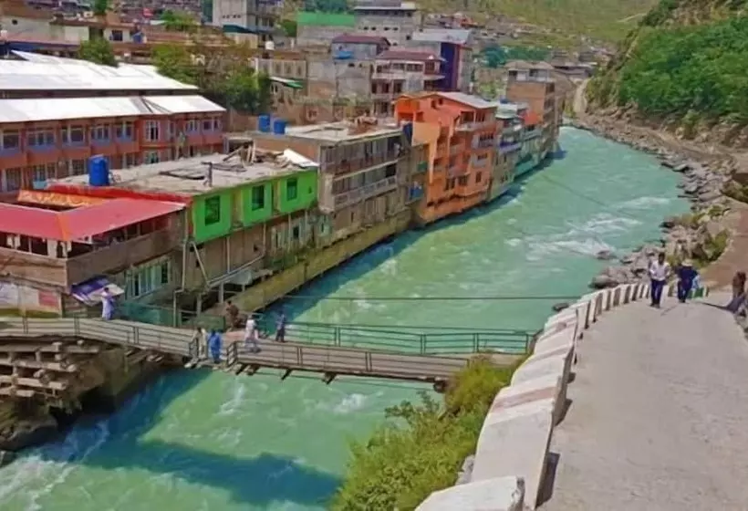 هتل Fr Darya E Swat