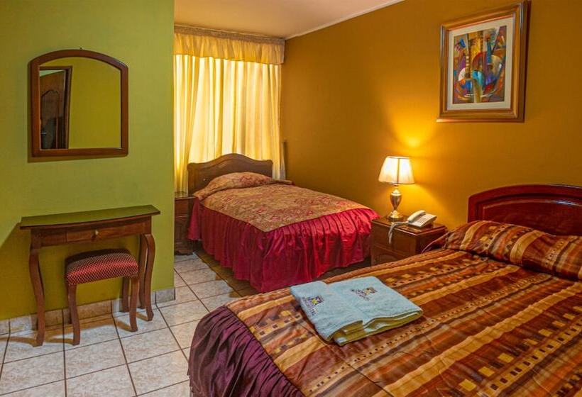 هتل Hostal Monumental