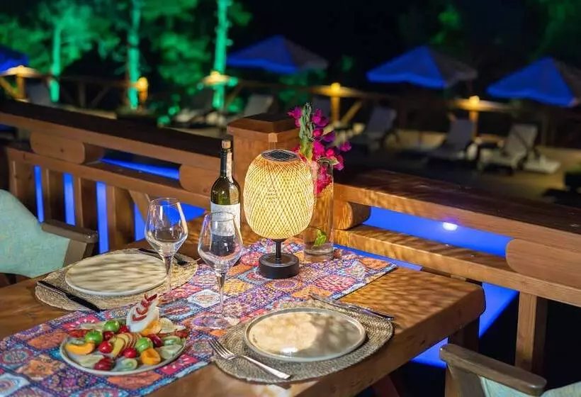 Hotelli La Boheme Kabak