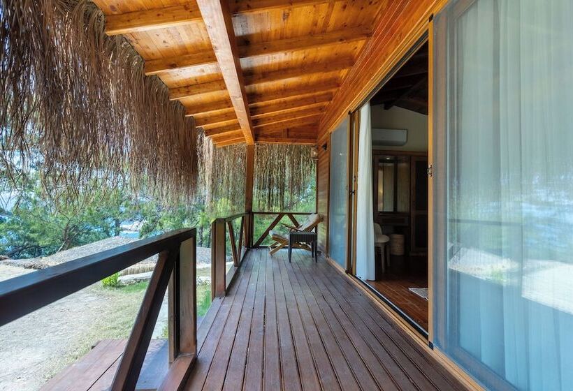 בית מלון כפרי La Boheme Kabak