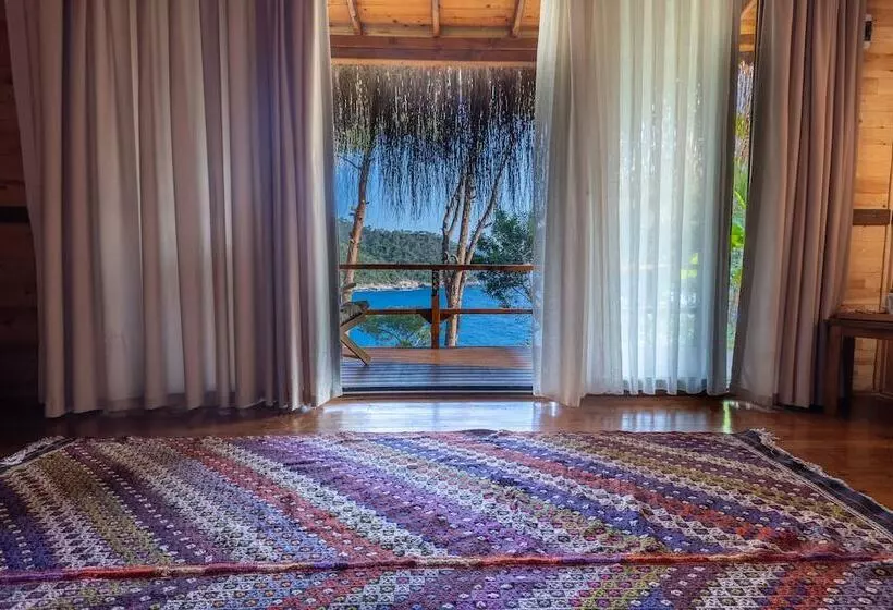 Hotelli La Boheme Kabak