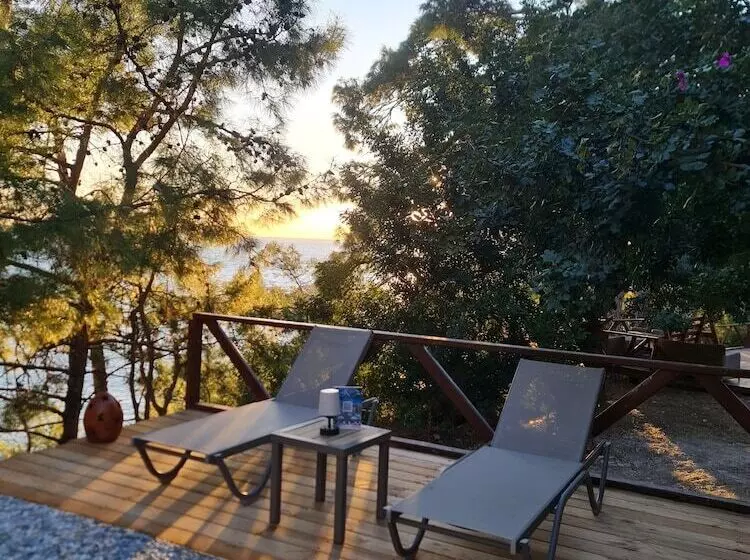 Hotelli La Boheme Kabak