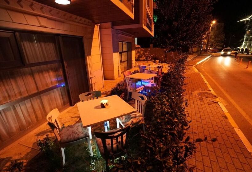 ホテル Mia Thermal Suits