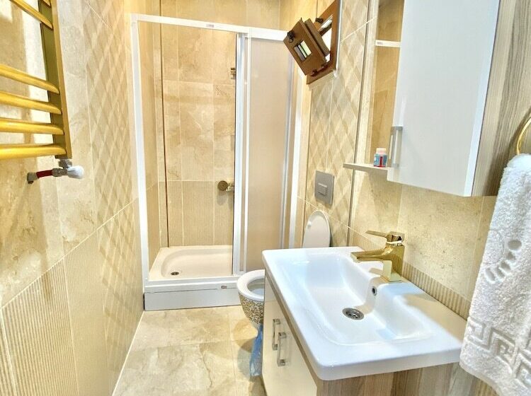 ホテル Mia Thermal Suits