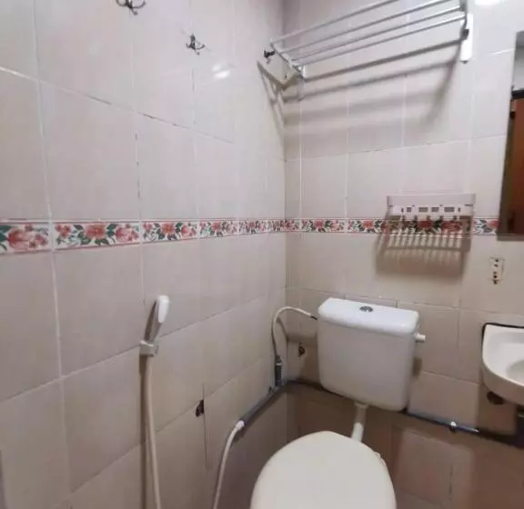 Hotelli Oyo 90086 My Seven Days Inn