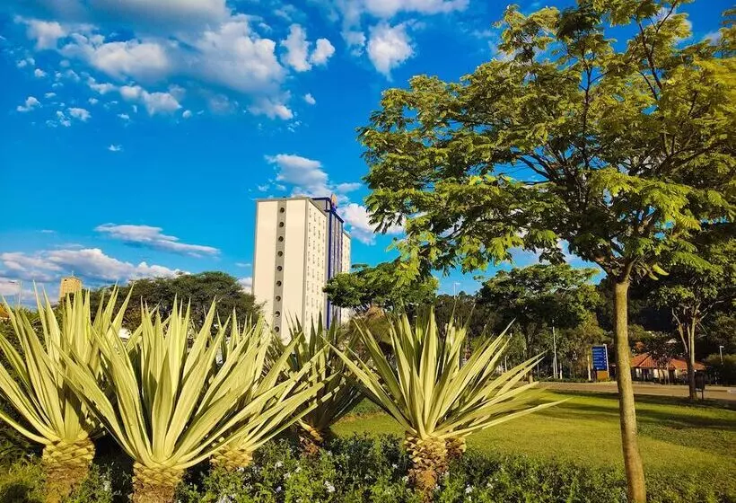 هتل Rainha Dos Apóstolos