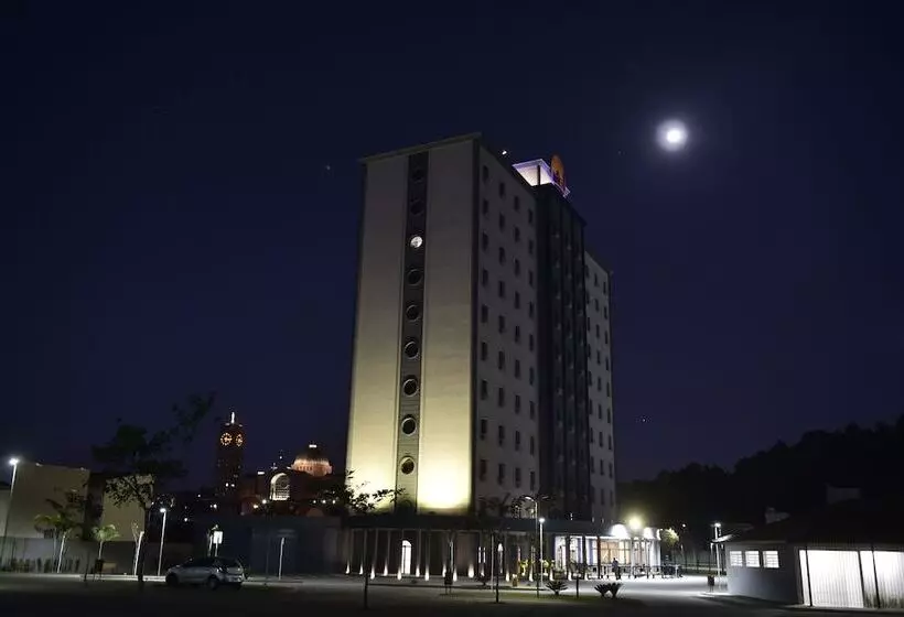 هتل Rainha Dos Apóstolos