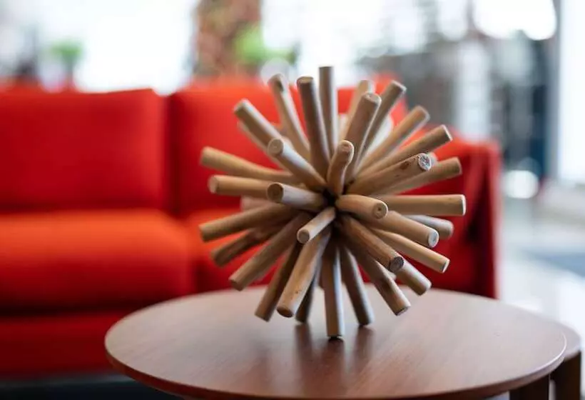 هتل Royal Delonix