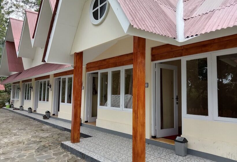 Szálloda Tawangmangu Wonder Park