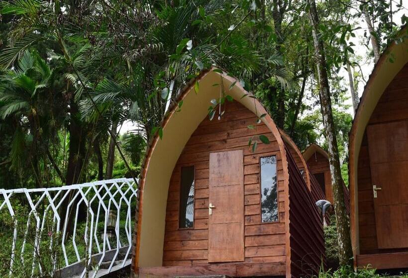 Szálloda Tawangmangu Wonder Park