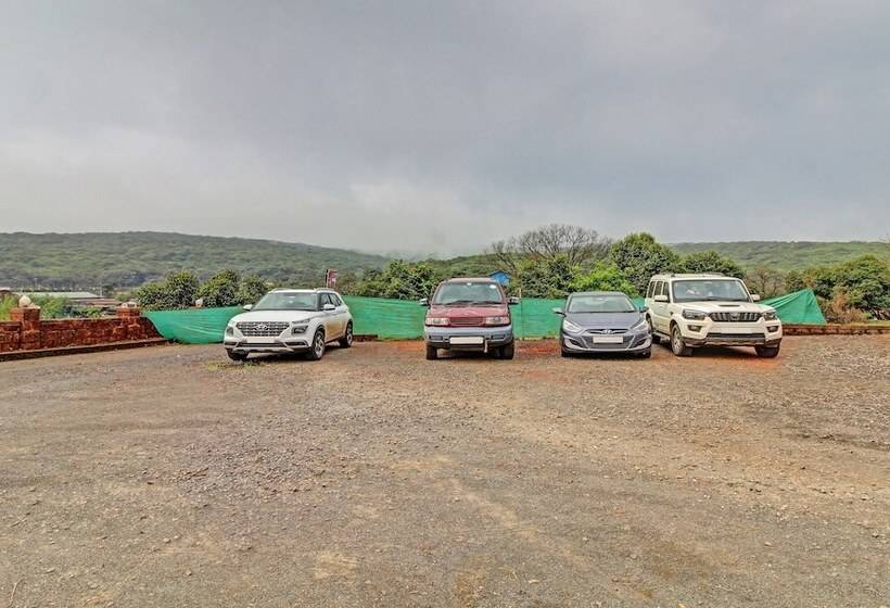 Hotel Treebo The Venna Hill