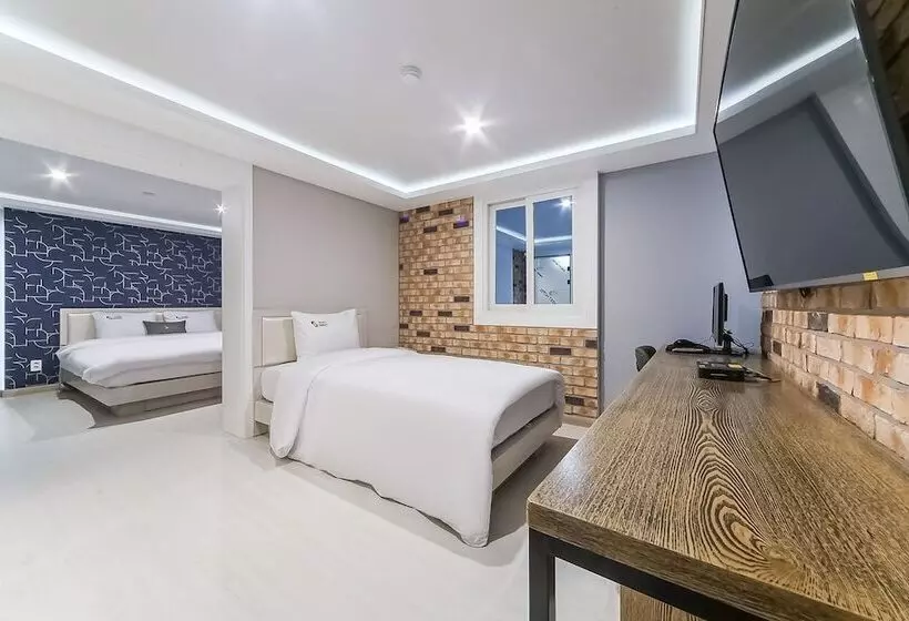 Motelli Gimhae Eobang Dong Suite
