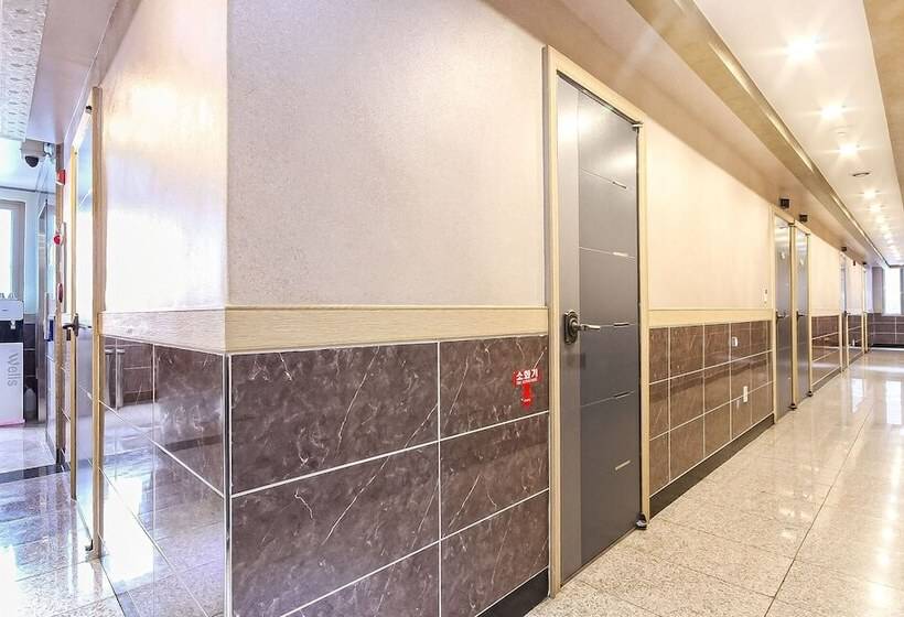 فندق على الطريق Ulleung Ace