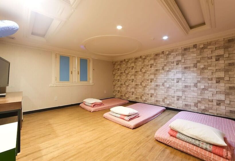 Motel Yangsan Pyeongsan W