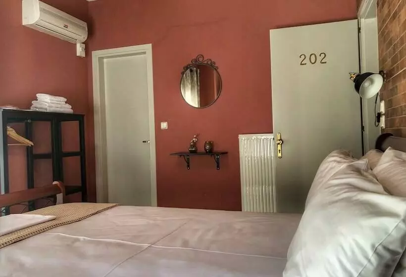 Majatalo Guesthouse Monopati   ξενώνας μονοπάτι