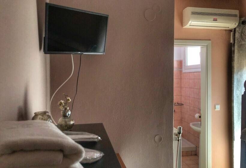 Pensione Guesthouse Monopati ξενώνας μονοπάτι